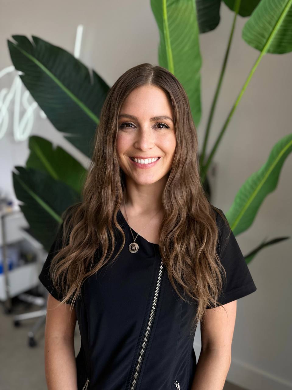 Tayler Robbins (1) cryo body sculpting technician