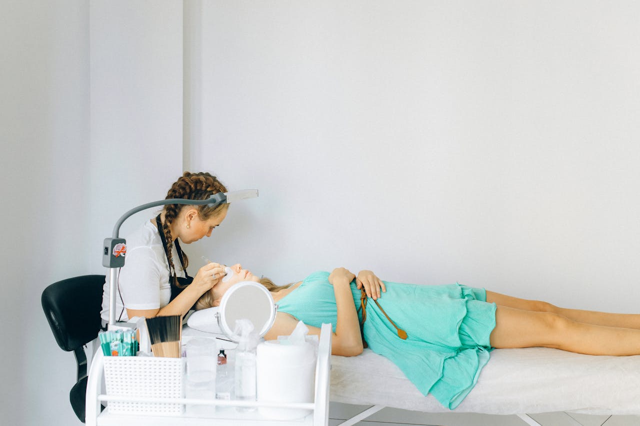 Microblading Artist